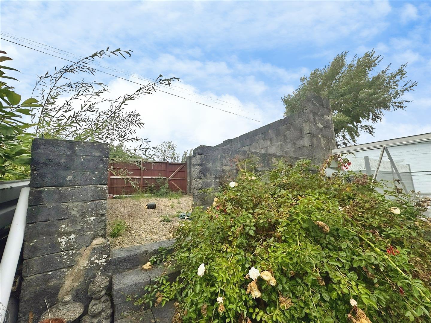 Clydach Road, Morriston, Swansea, SA6 6QH